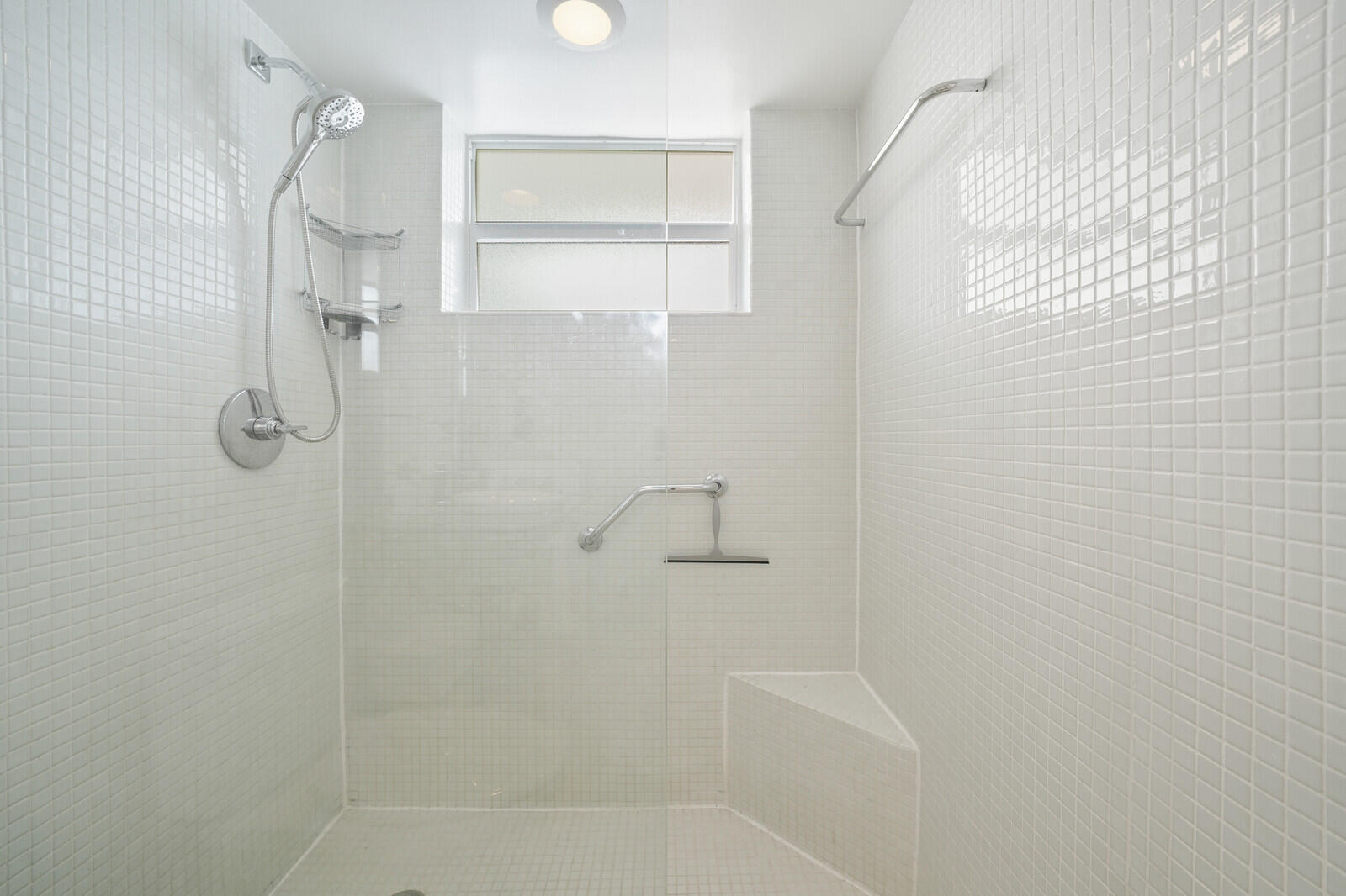 MICHIGAN BUILDING CONDO - Residential Lease