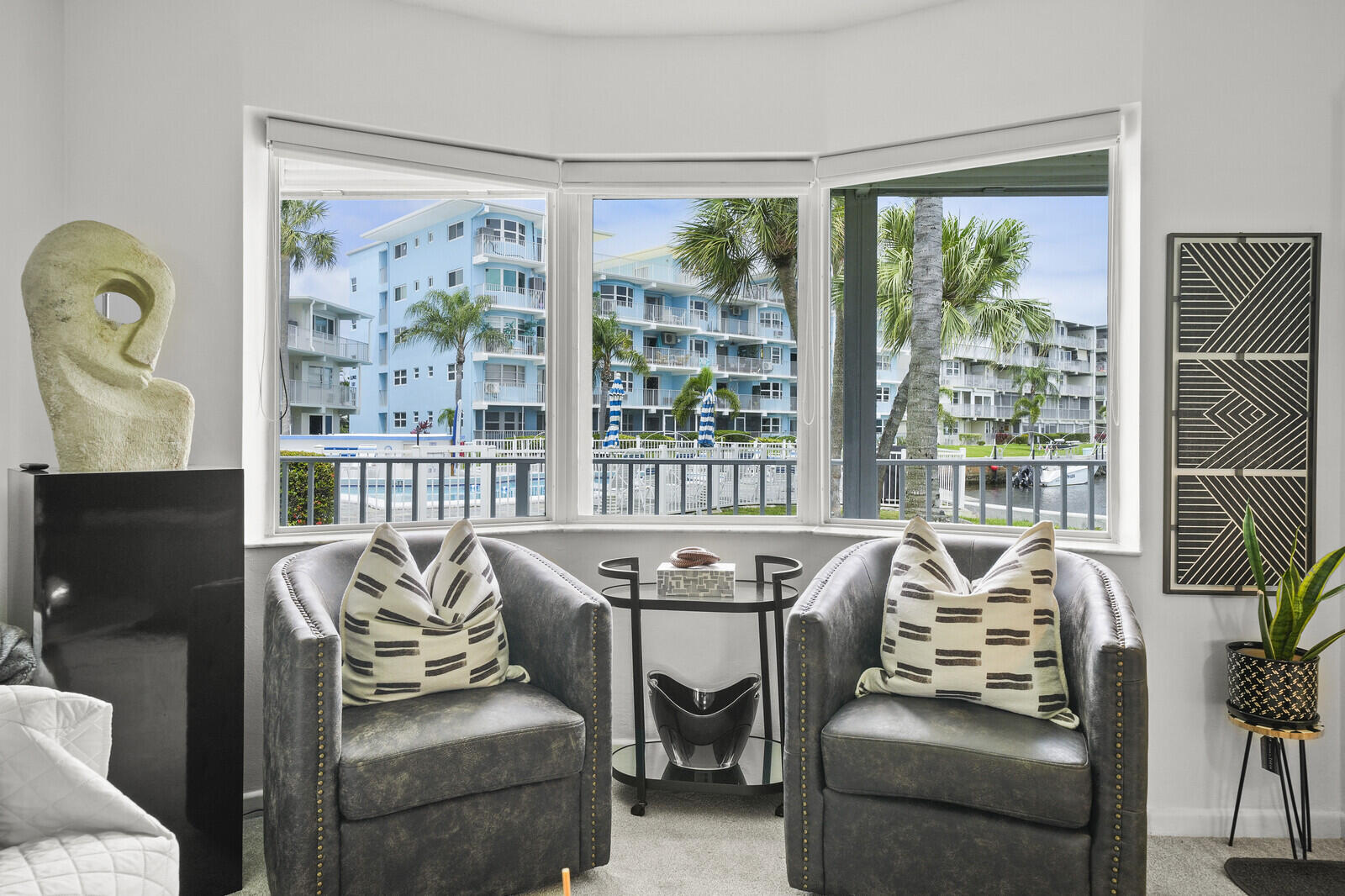 MICHIGAN BUILDING CONDO - Residential Lease
