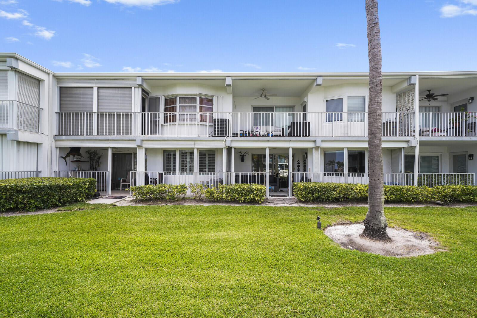 MICHIGAN BUILDING CONDO - Residential Lease