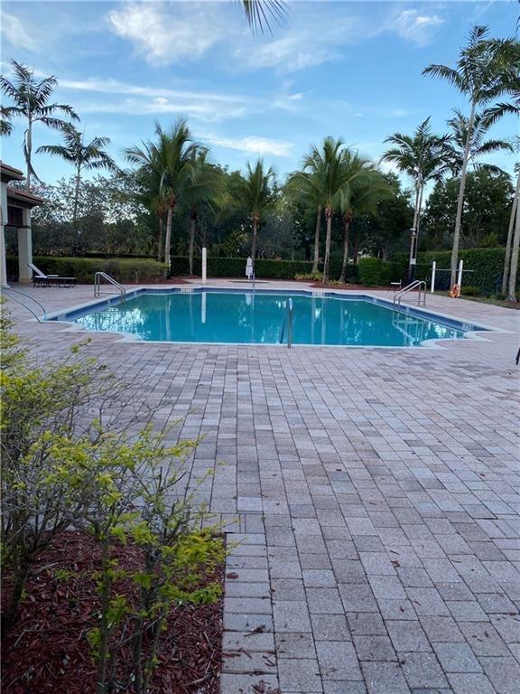 HERON PRESERVE - Residential Lease