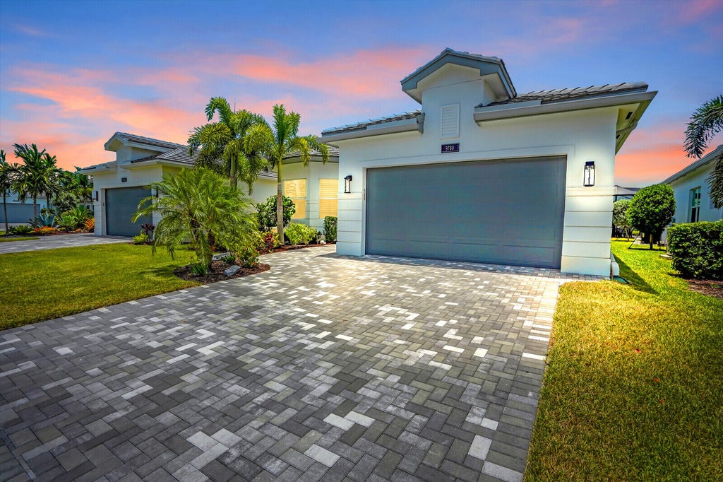 Photo of 9780 Golden Dunes Lane, Boynton Beach, FL 33473 (MLS # R11101130)