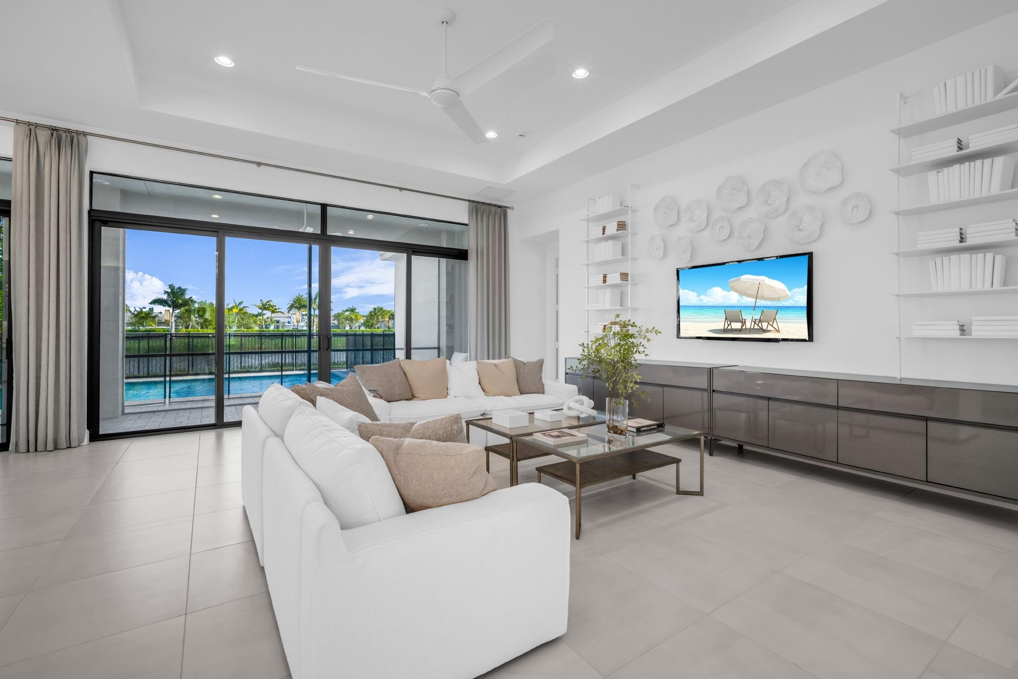 Valencia Grand - Residential Lease