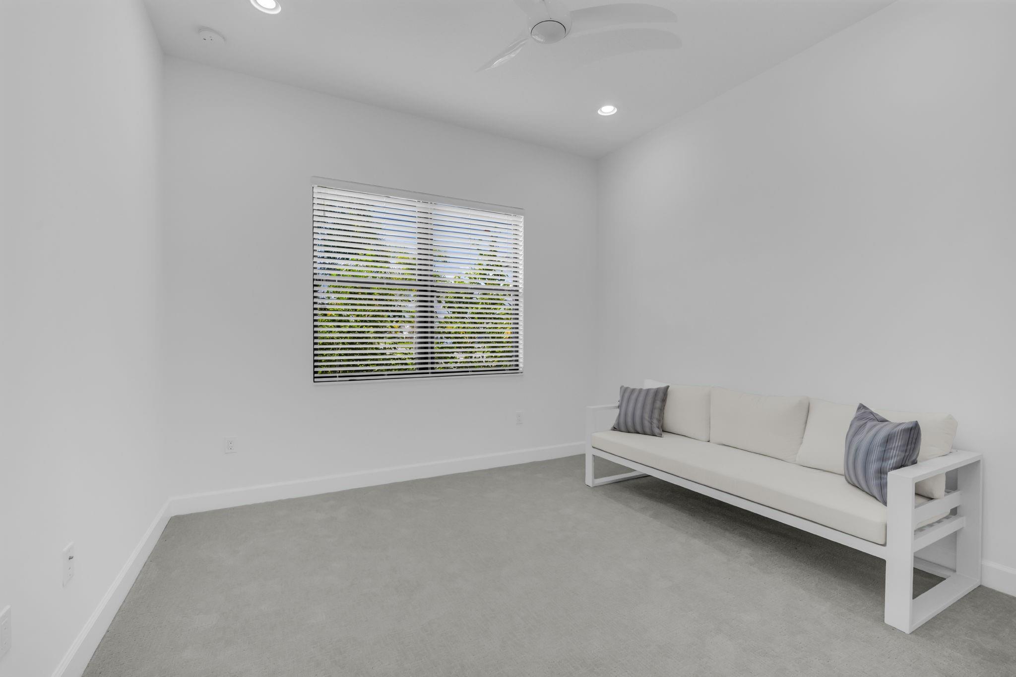 Valencia Grand - Residential Lease