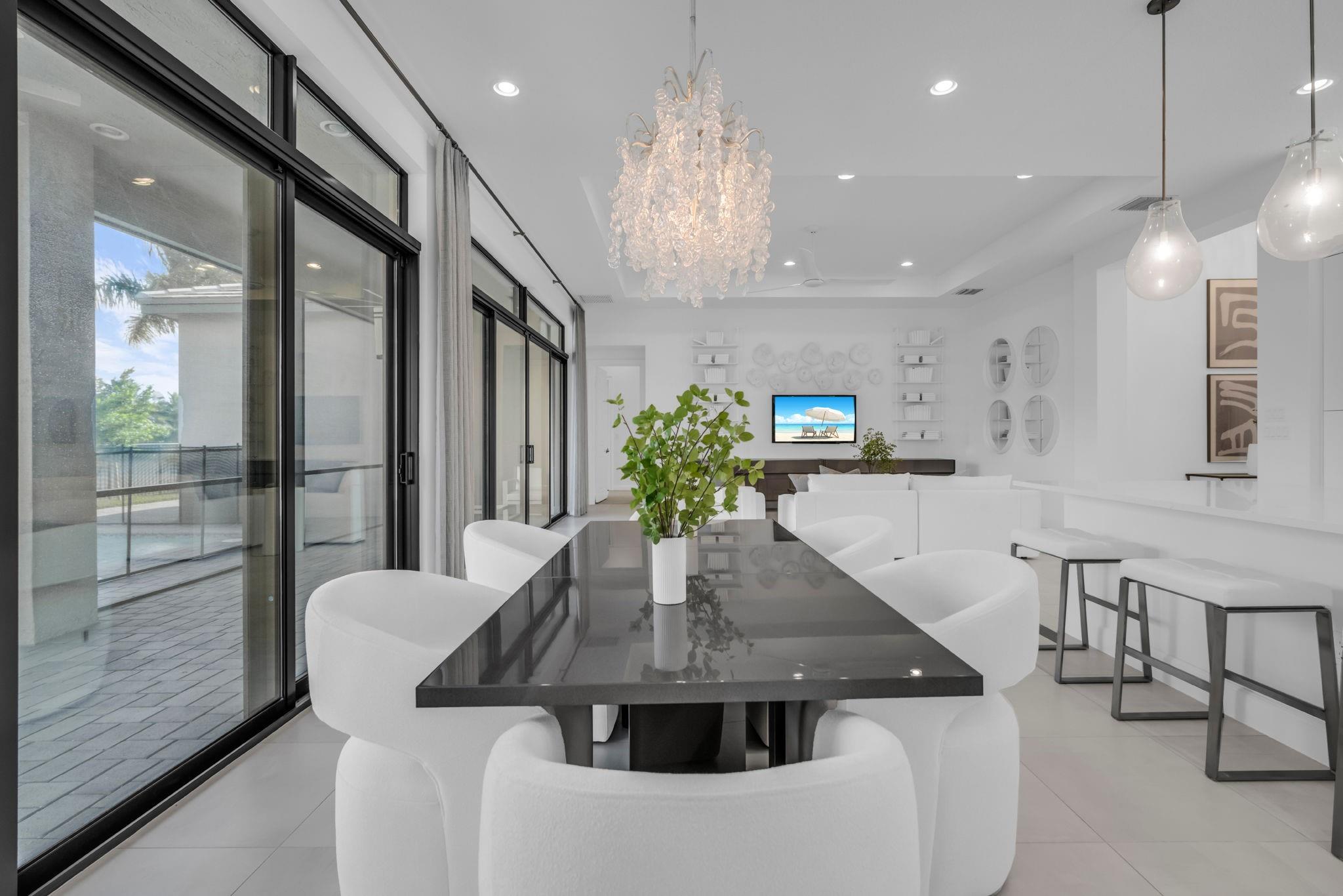 Valencia Grand - Residential Lease