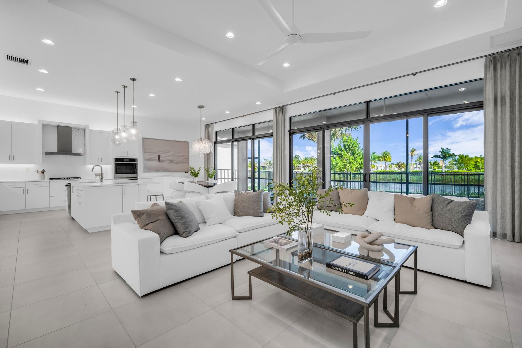 Valencia Grand - Residential Lease