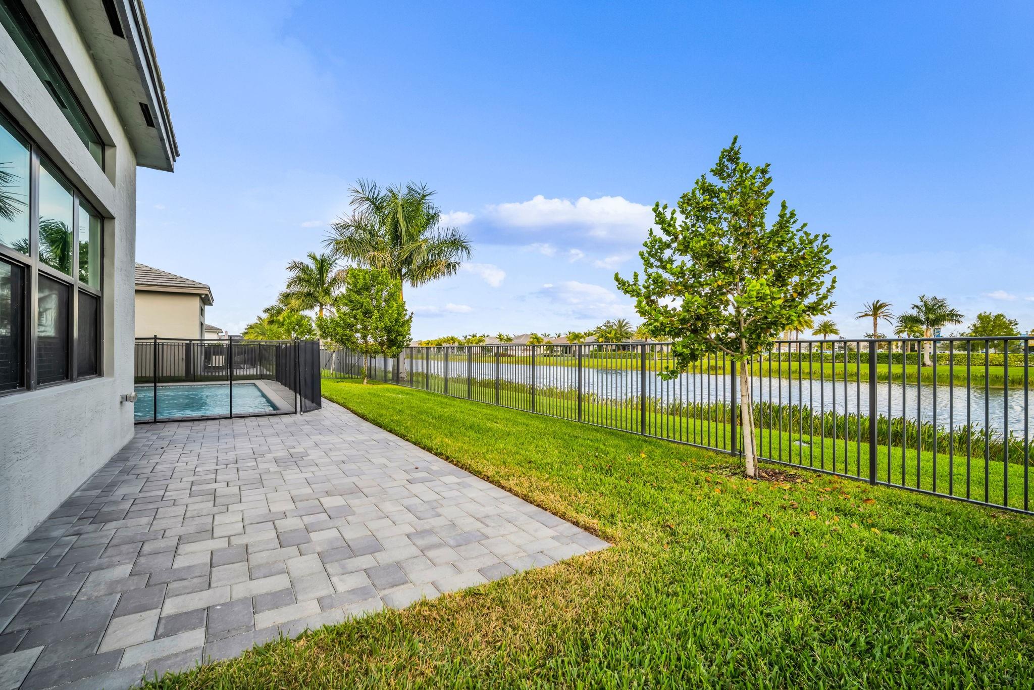 Valencia Grand - Residential Lease