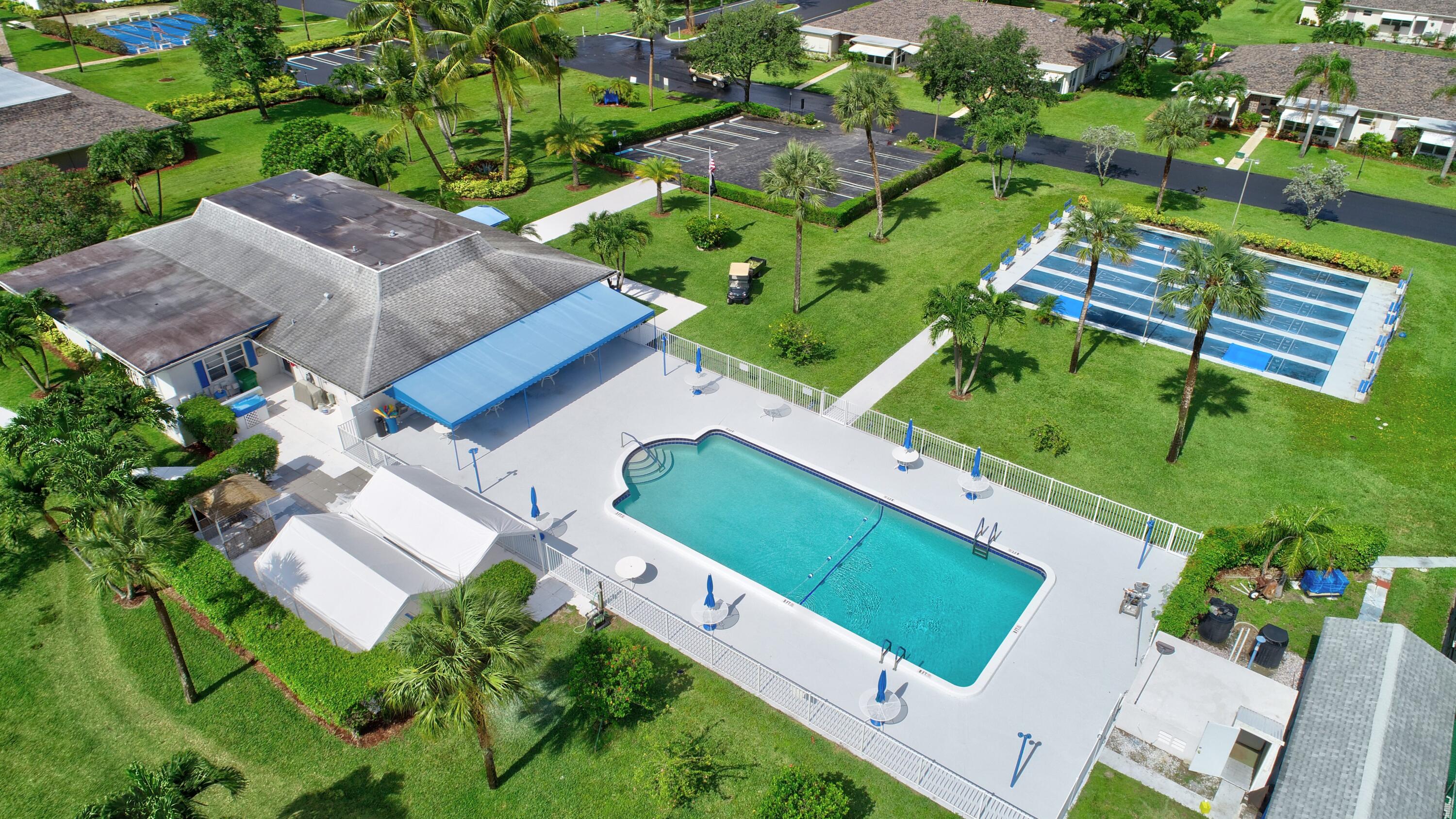 HIGH POINT OF DELRAY SEC 5 CONDO - Residential