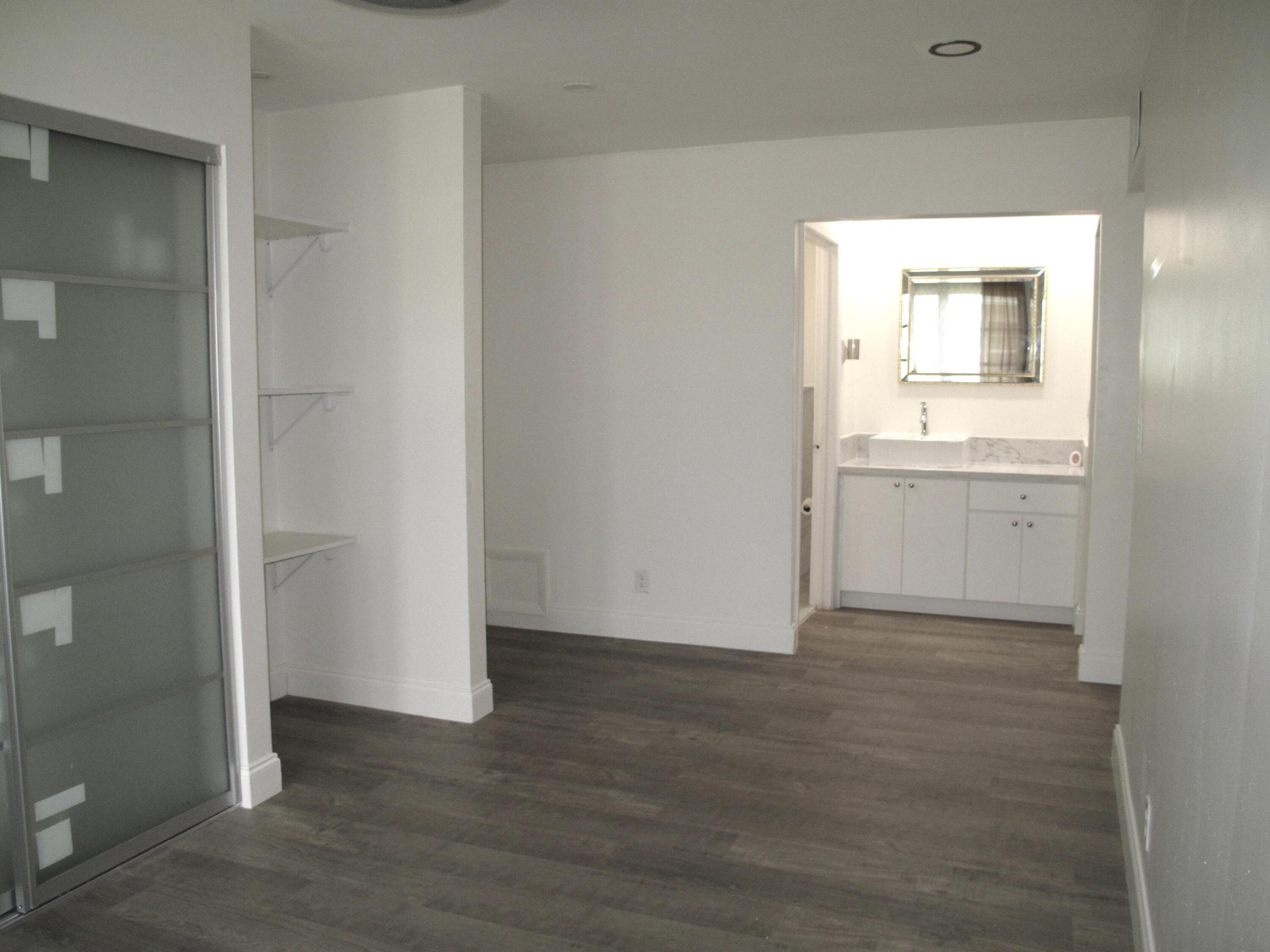 HIGH POINT OF DELRAY SEC 5 CONDO - Residential