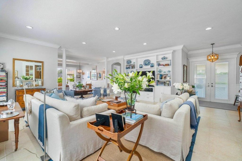 Photo of 105 Casa Grande Court, Palm Beach Gardens, FL 33418 (MLS # R10931754)