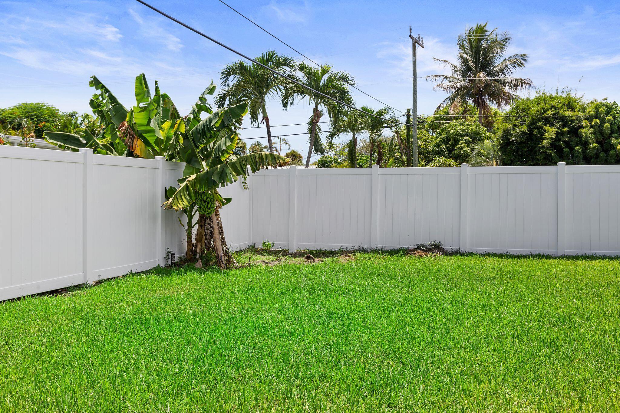 PALM BEACH GARDENS 5 - Residential Lease