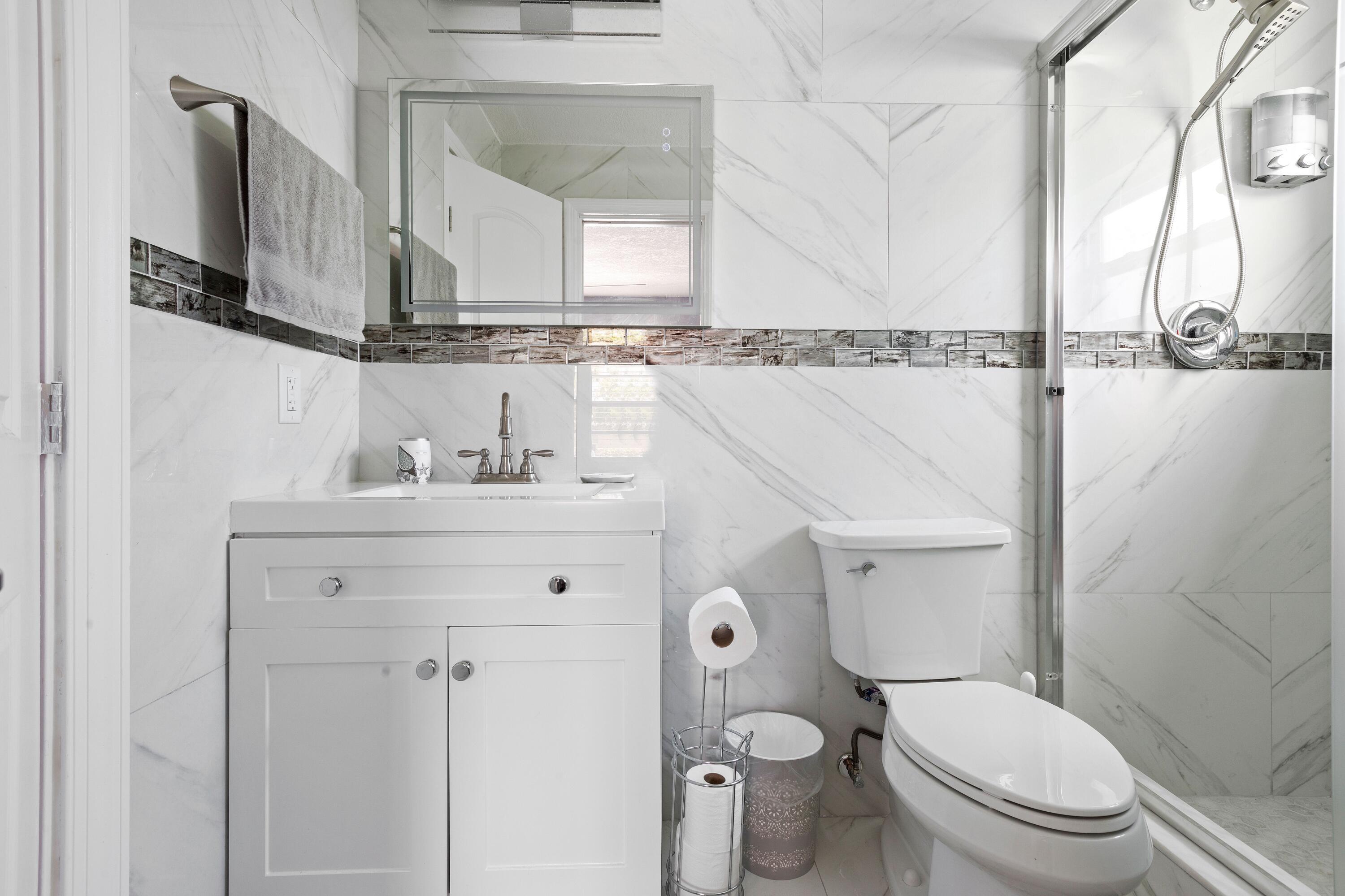 PALM BEACH GARDENS 5 - Residential Lease