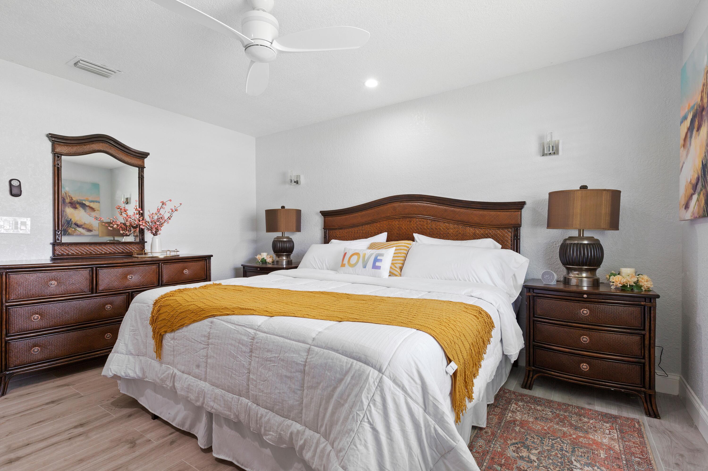 PALM BEACH GARDENS 5 - Residential Lease