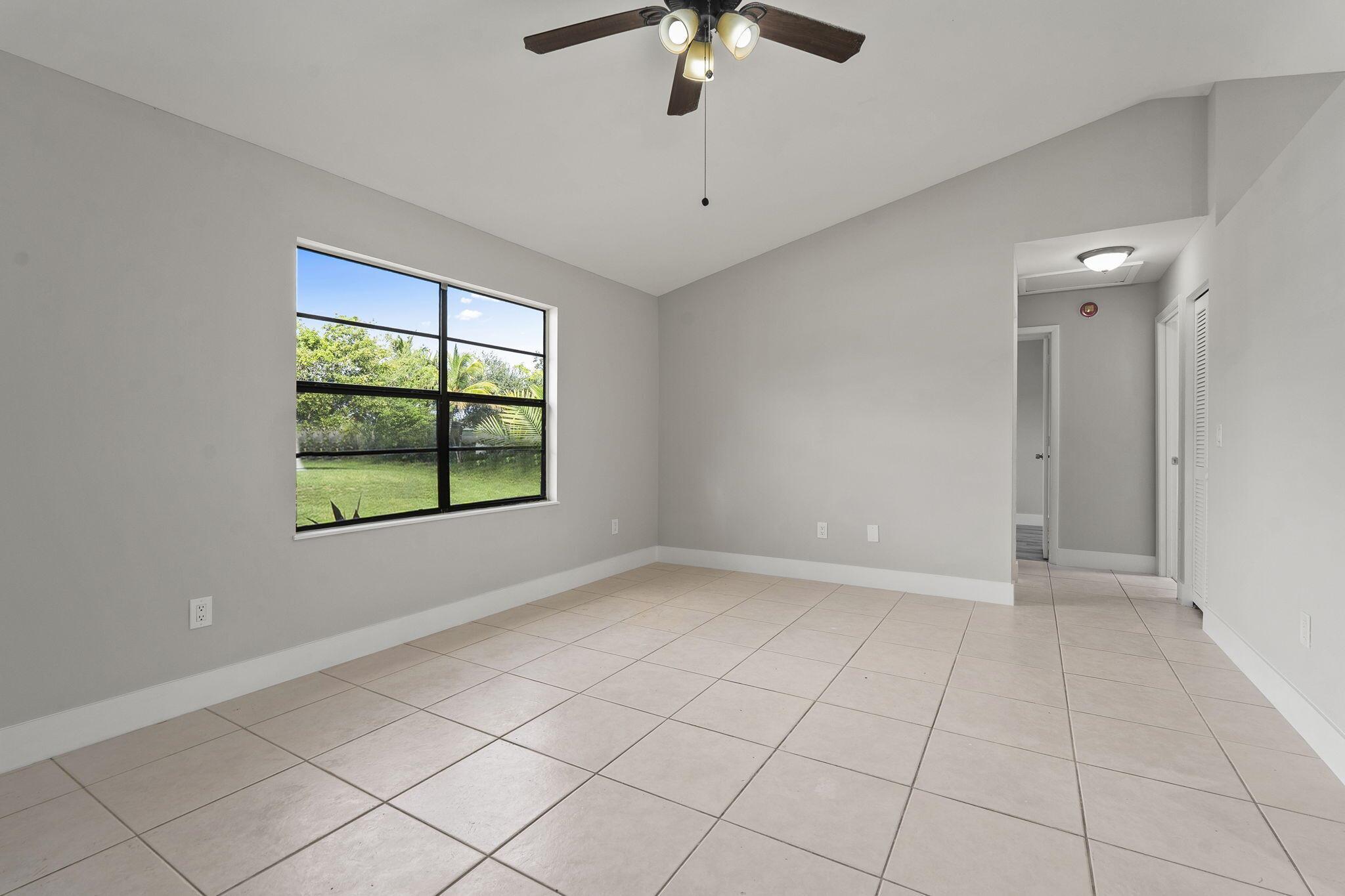 PORT ST LUCIE SECTION 33 - Residential