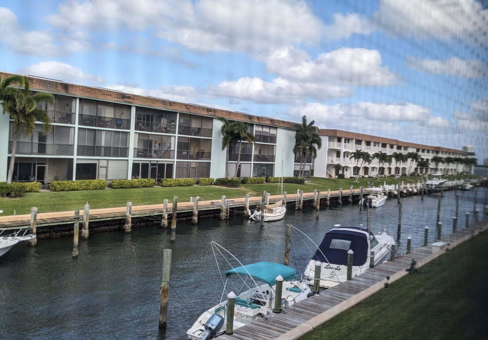 131 Doolen Court 208, North Palm Beach, FL, 33408/$149,999 1 131 Doolen Court 208