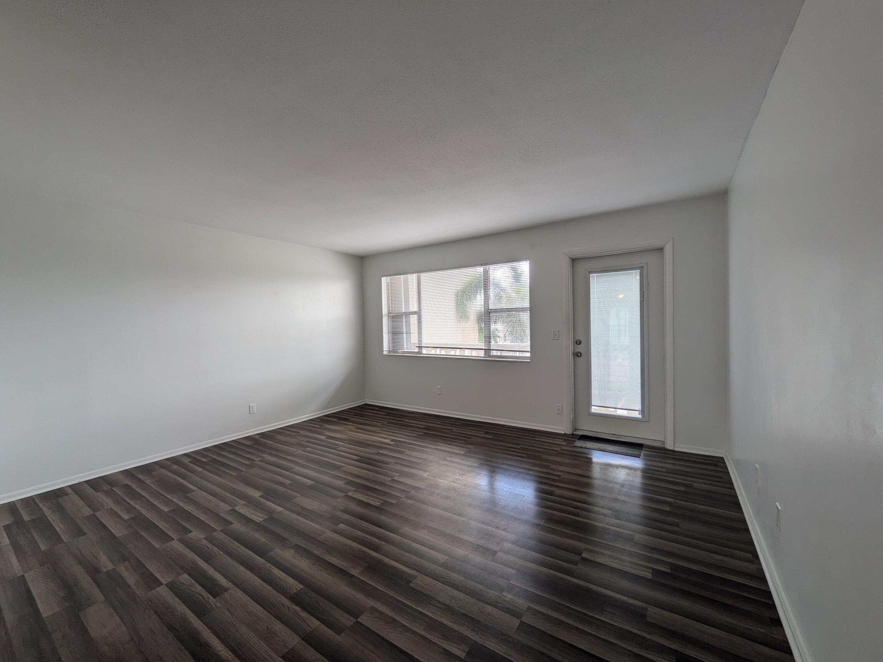 LAKE COLONY APTS THREE IN - Residential