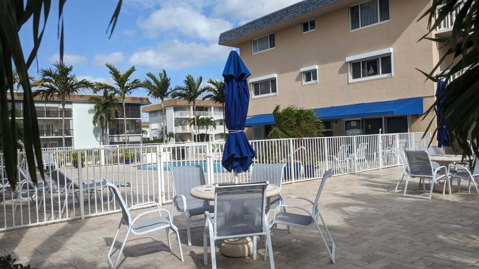 LAKE COLONY APTS THREE IN - Residential