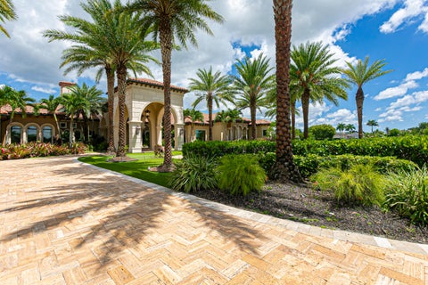 Tiny photo for 15855 Barnstormer Court, Wellington, FL 33414 (MLS # B26087777)