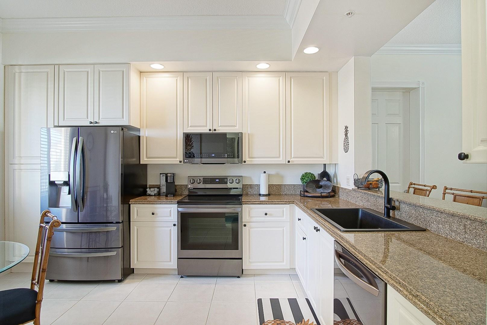 19 Harbour Isle Drive 306