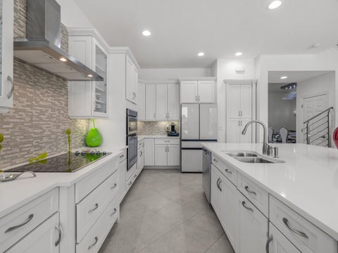 Tiny photo for 8256 Bradford Way, Parkland, FL 33076 (MLS # B26046106)