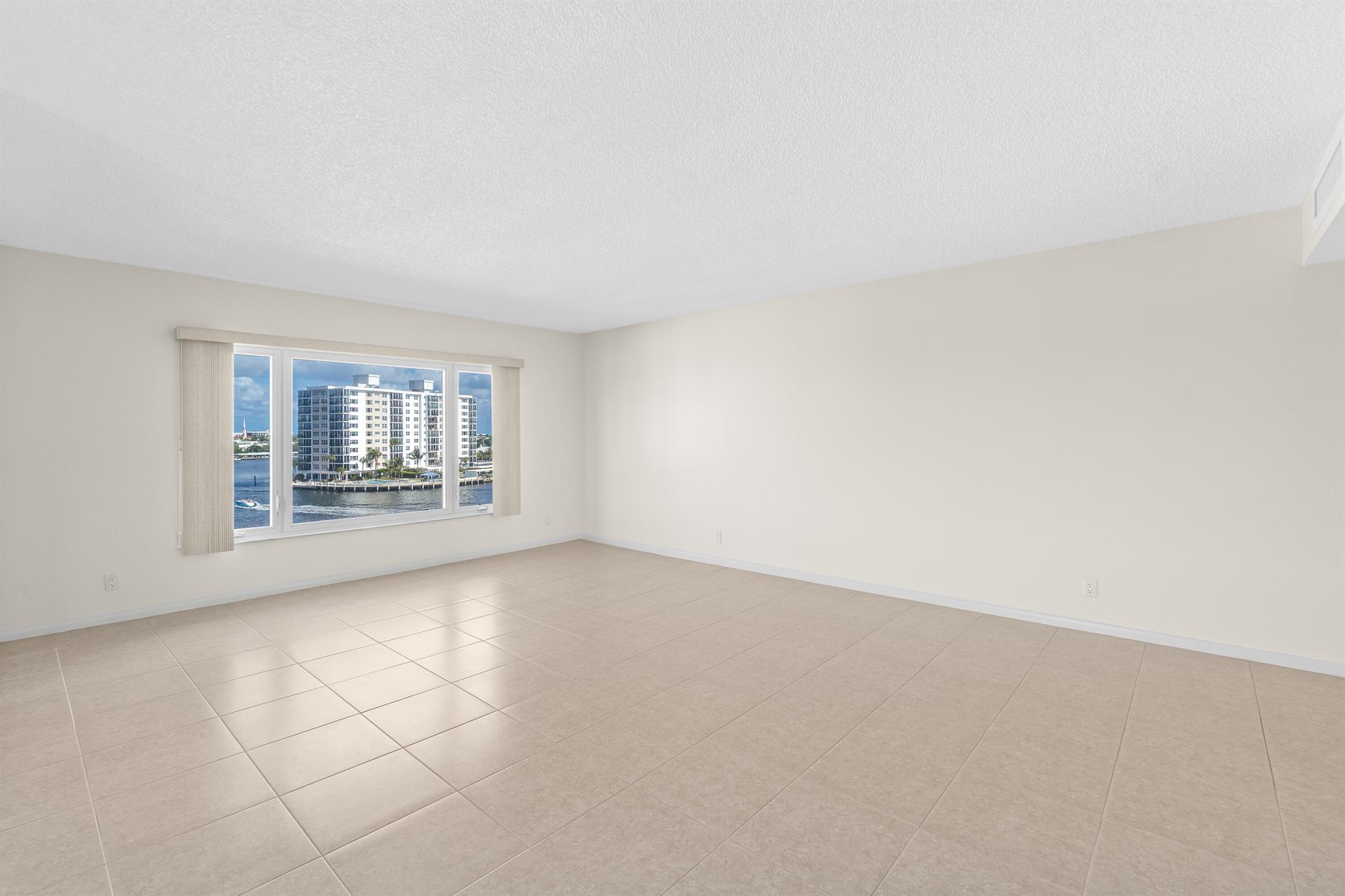 555 SE 6th Avenue 6h