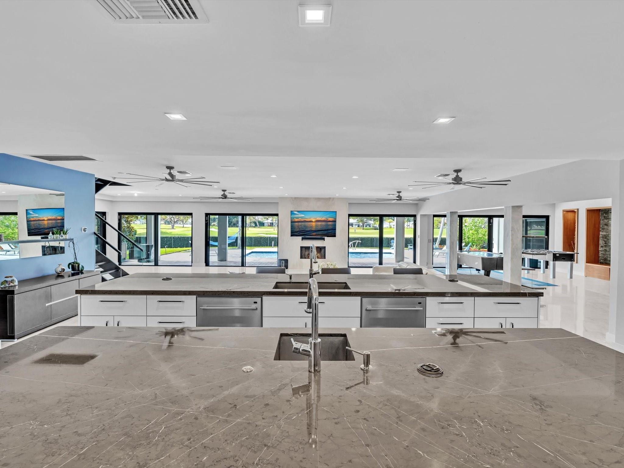 Coral Ridge Country Club - Residential