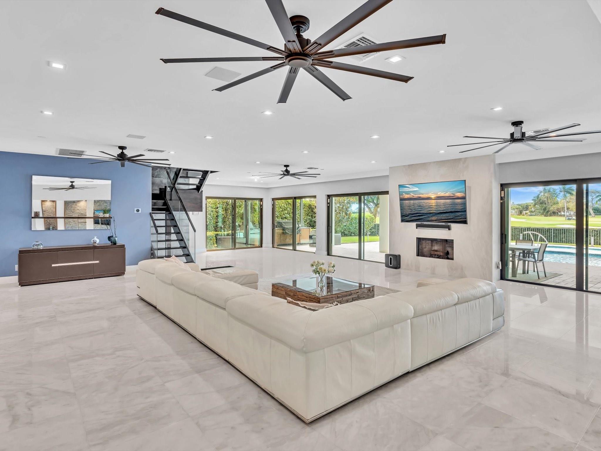 Coral Ridge Country Club - Residential