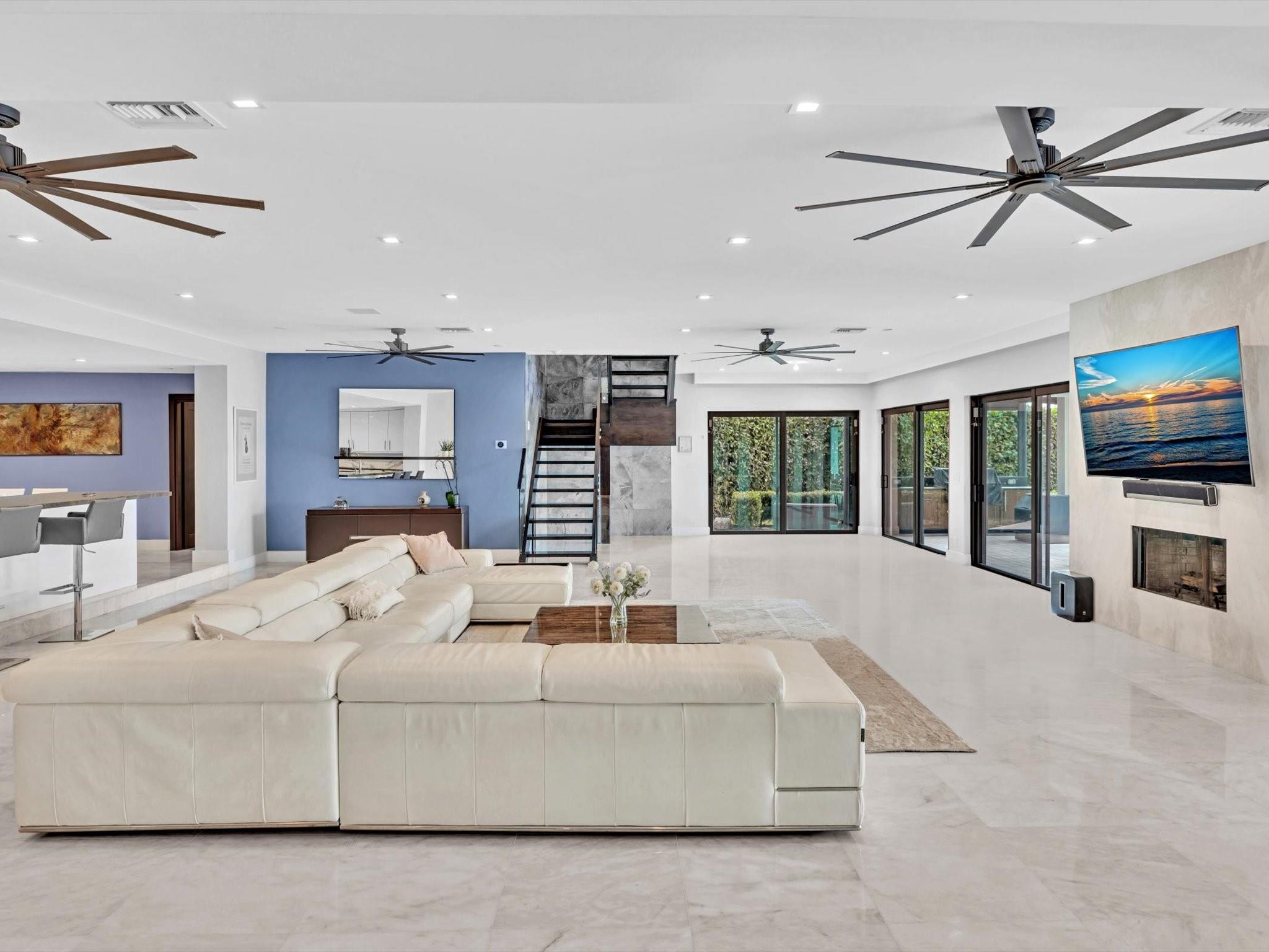 Coral Ridge Country Club - Residential