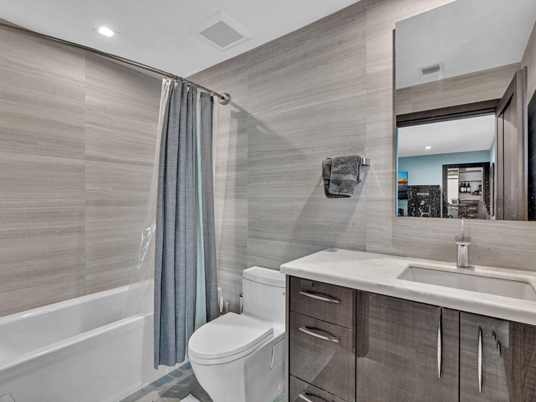 Coral Ridge Country Club - Residential