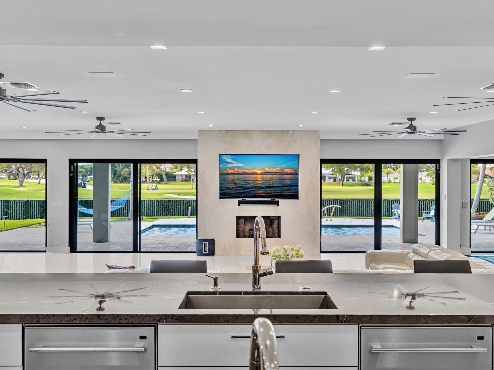 Coral Ridge Country Club - Residential