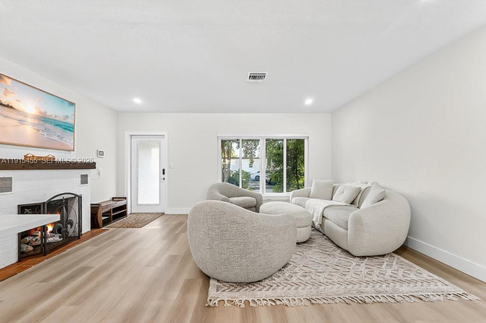 GATEWAY PARK - Residential