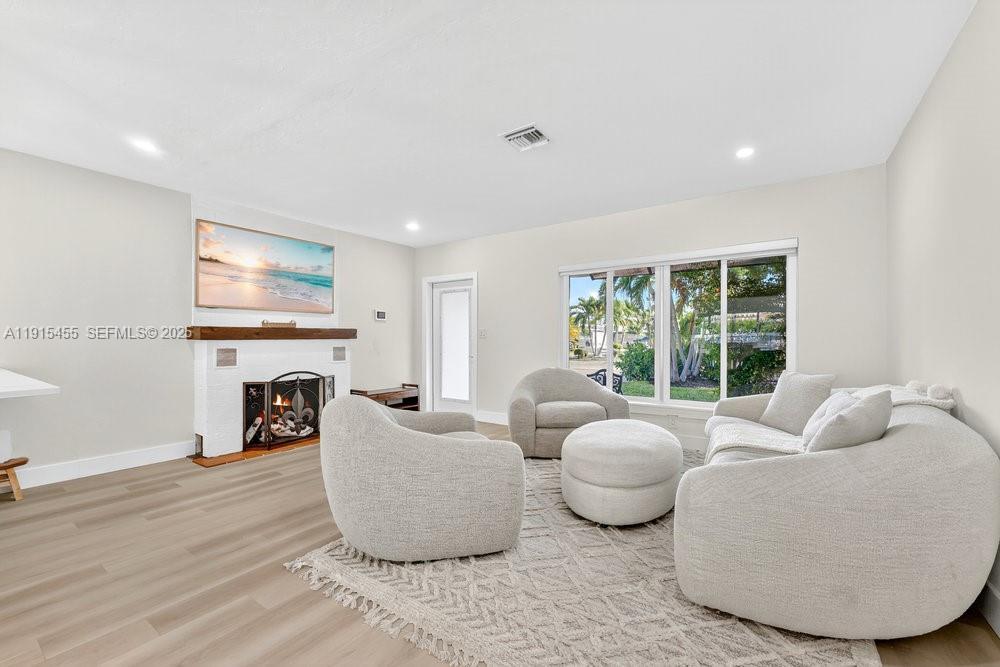 GATEWAY PARK - Residential