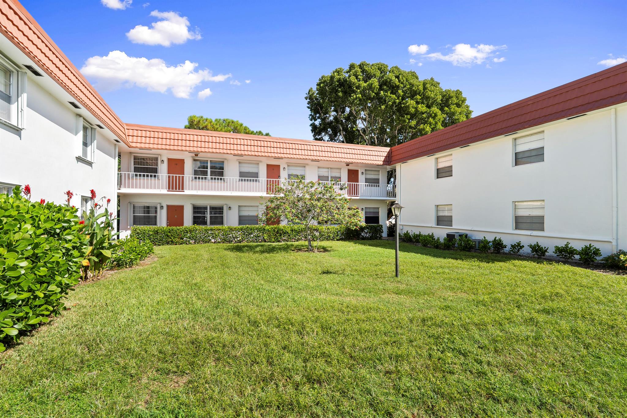 Vista Pines - Residential