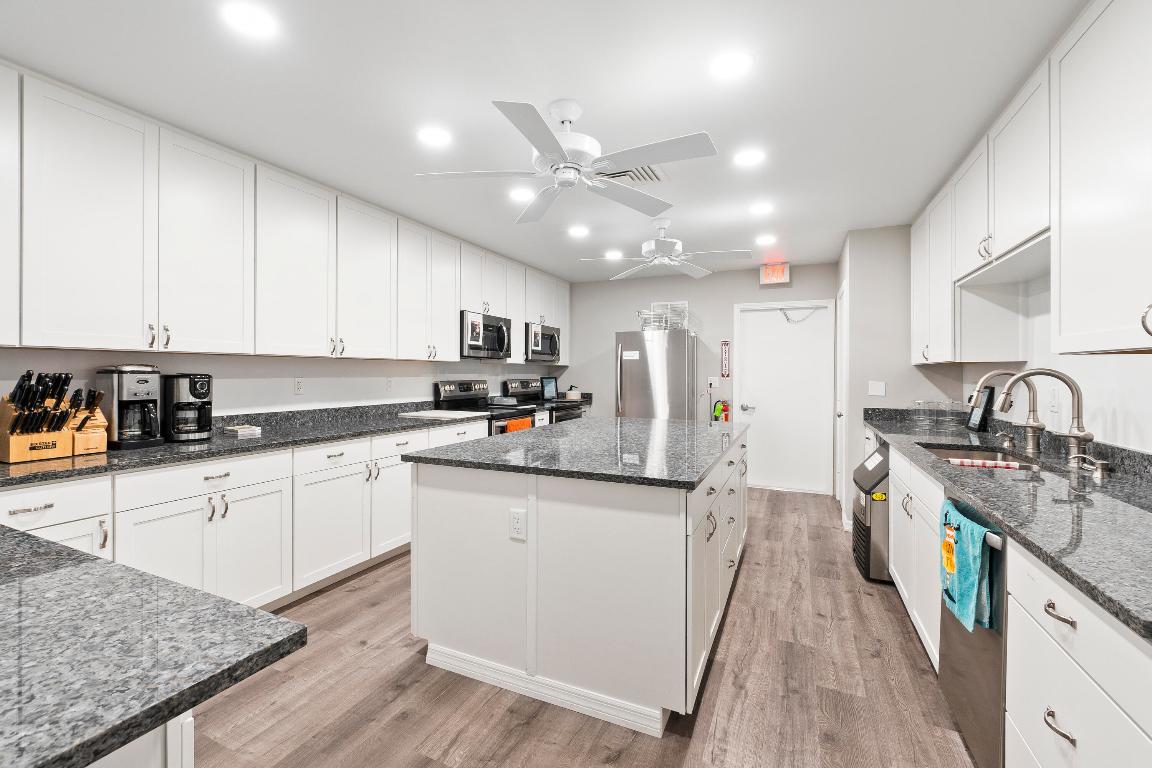 Vista Pines - Residential