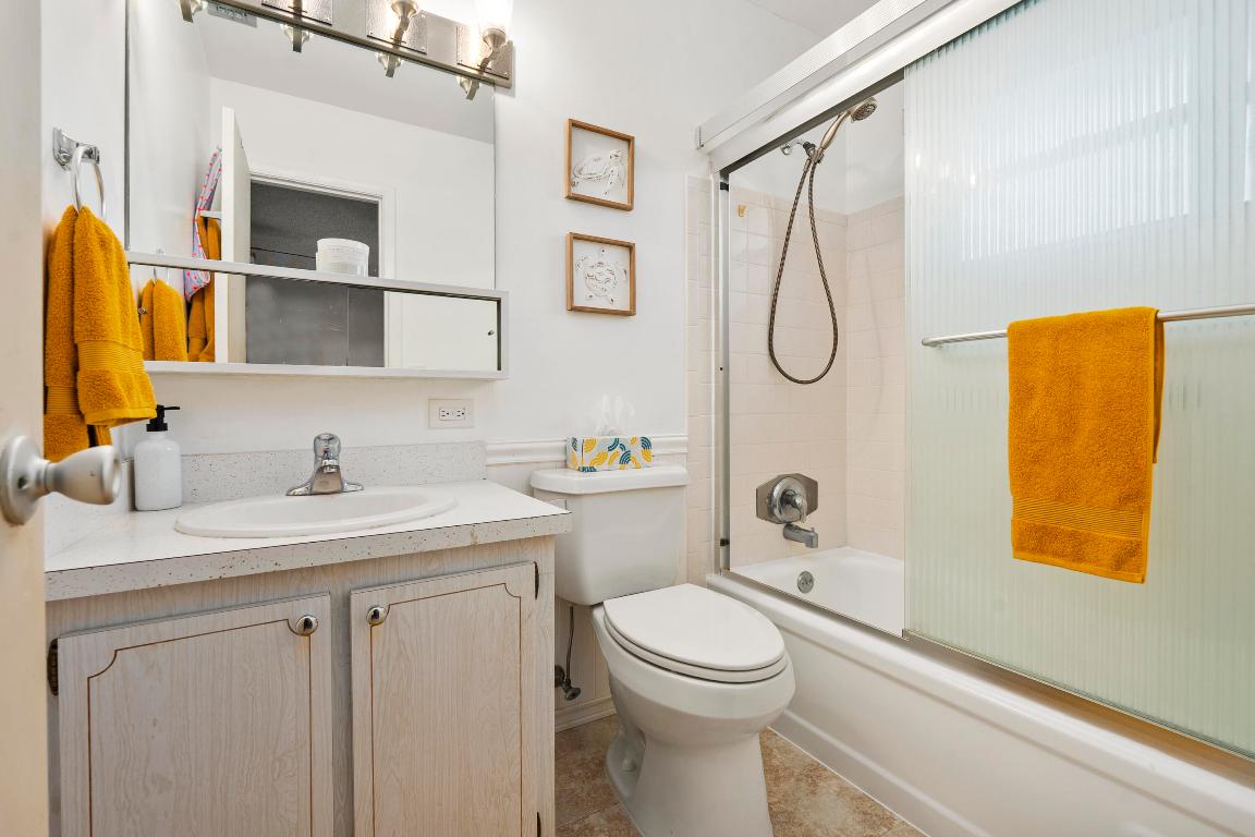 Vista Pines - Residential