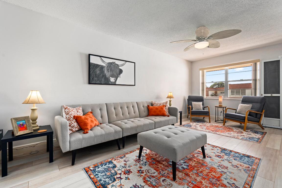 Vista Pines - Residential