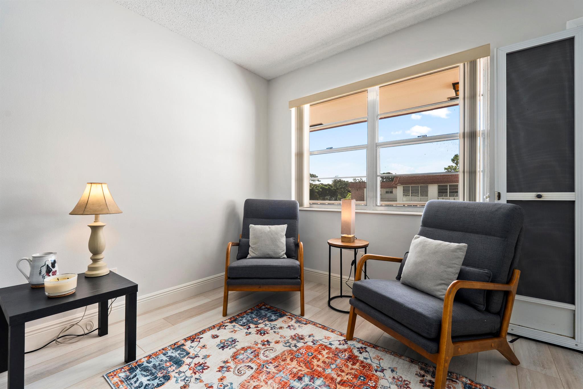 Vista Pines - Residential