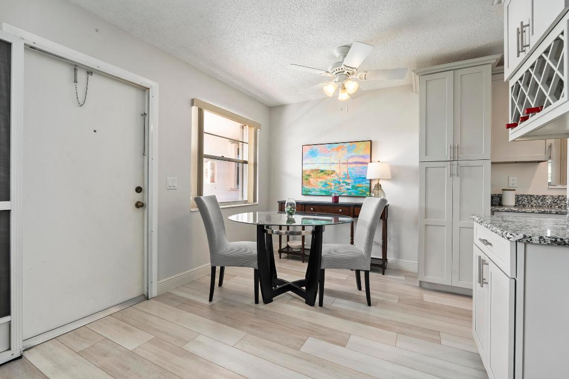 Vista Pines - Residential