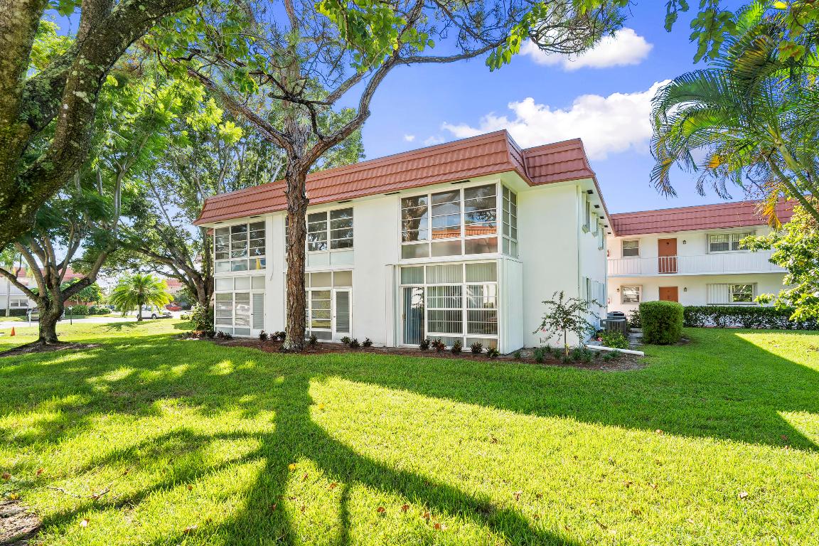 Vista Pines - Residential