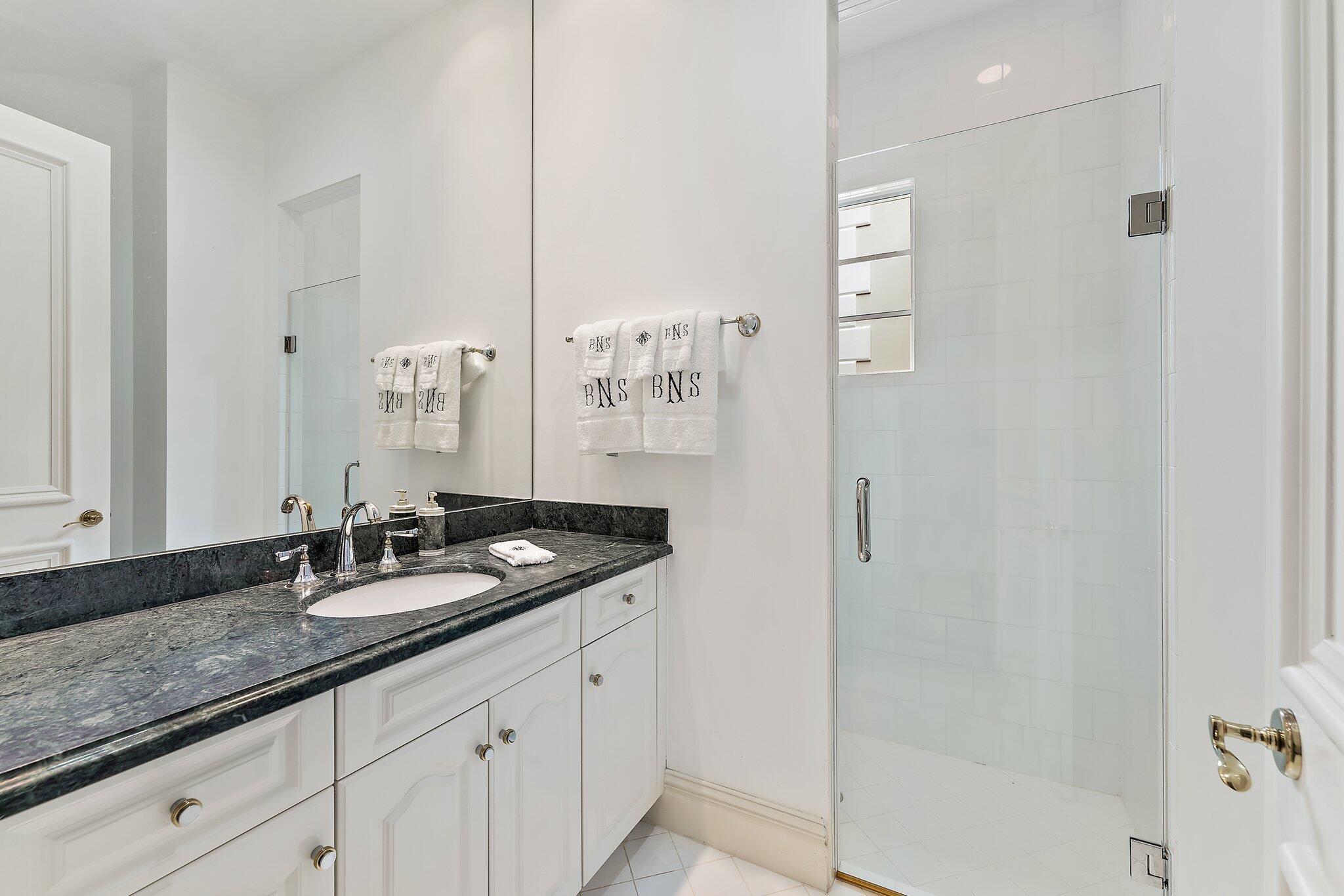 BEARS CLUB - Residential