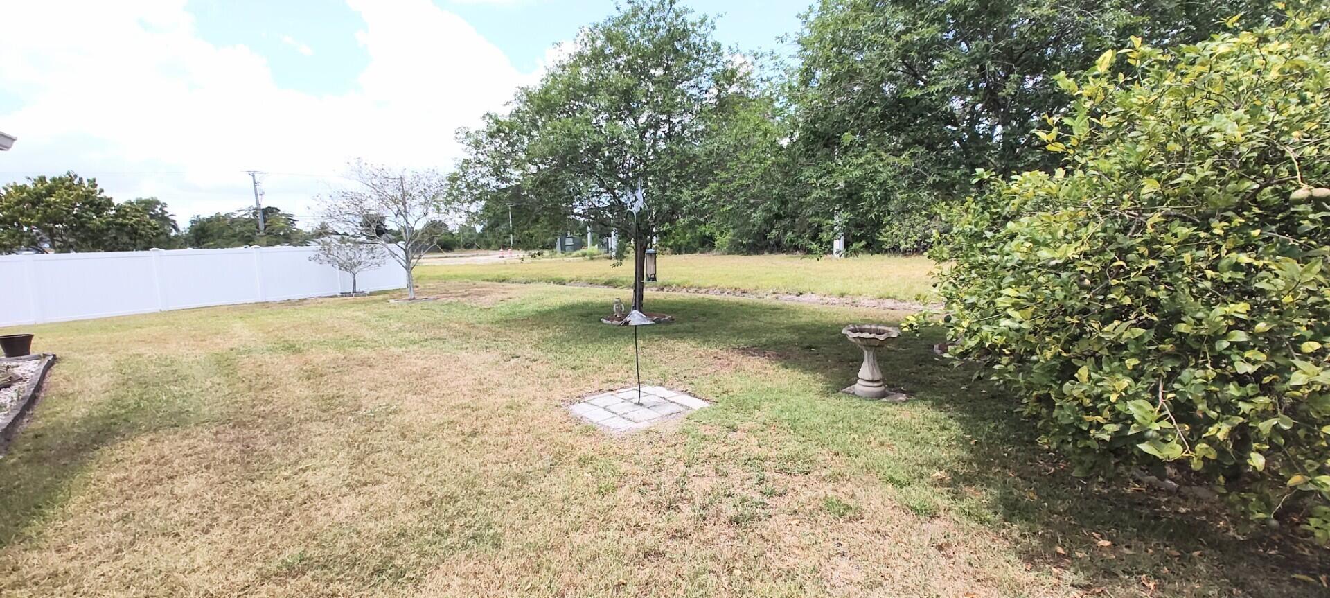 5226 NW North Piper Circle