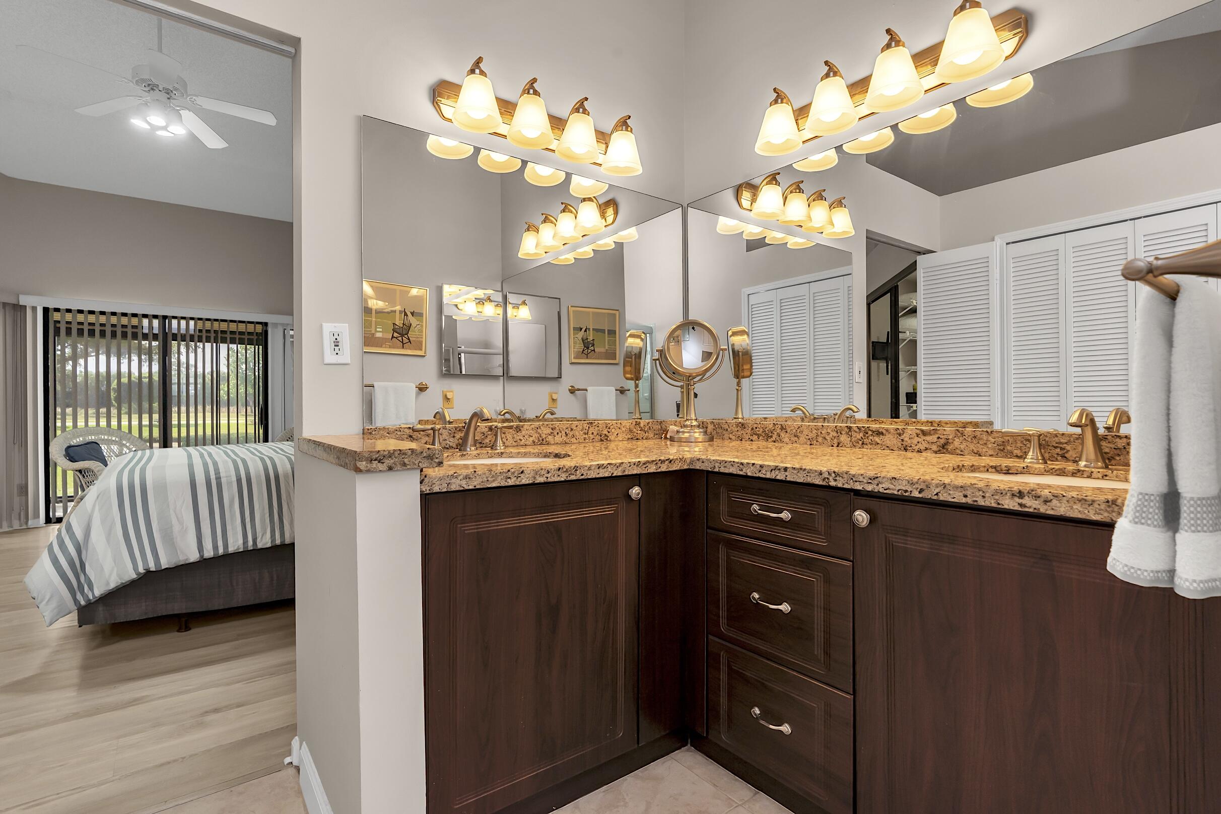 PARKWALK 4 - Residential