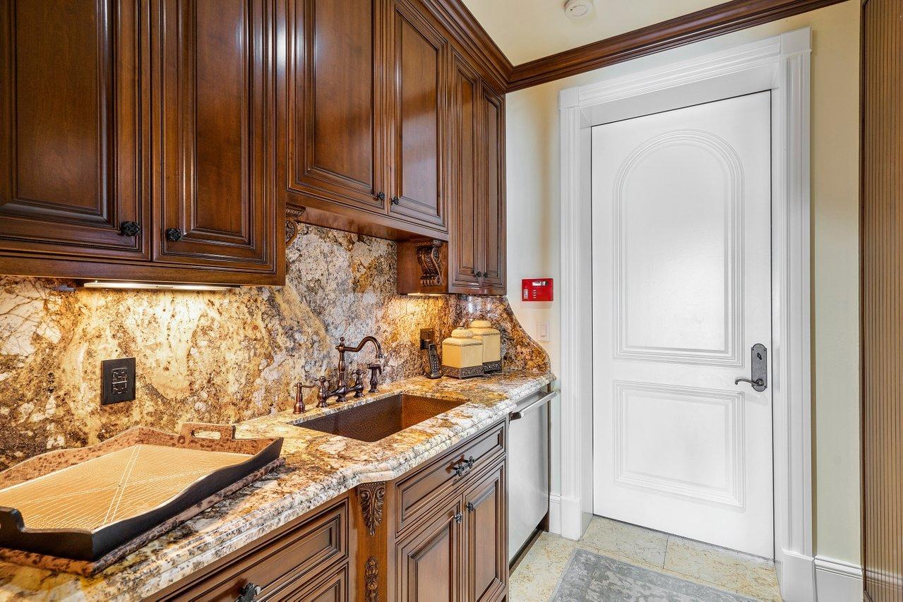 PALM BEACH ISLES 2 - Residential