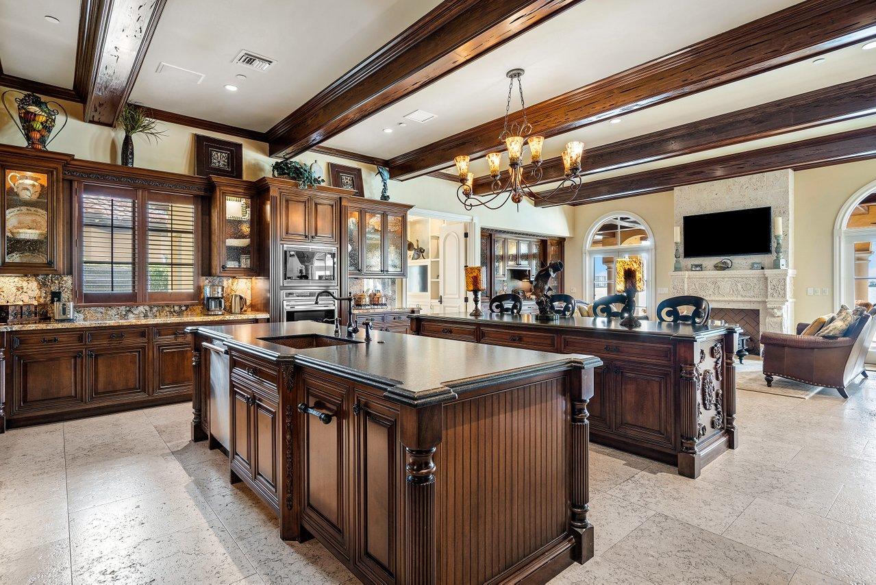 PALM BEACH ISLES 2 - Residential