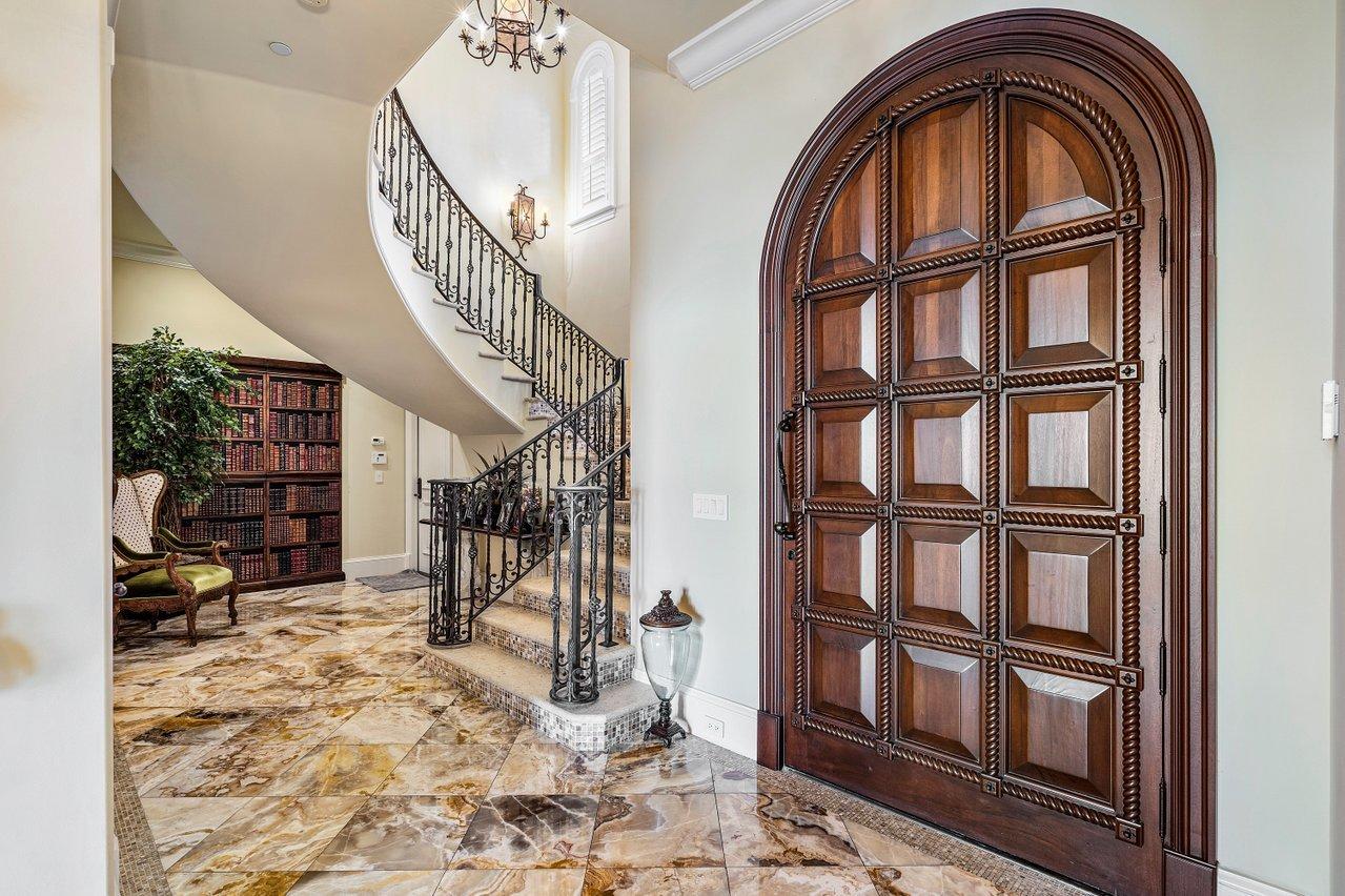 PALM BEACH ISLES 2 - Residential