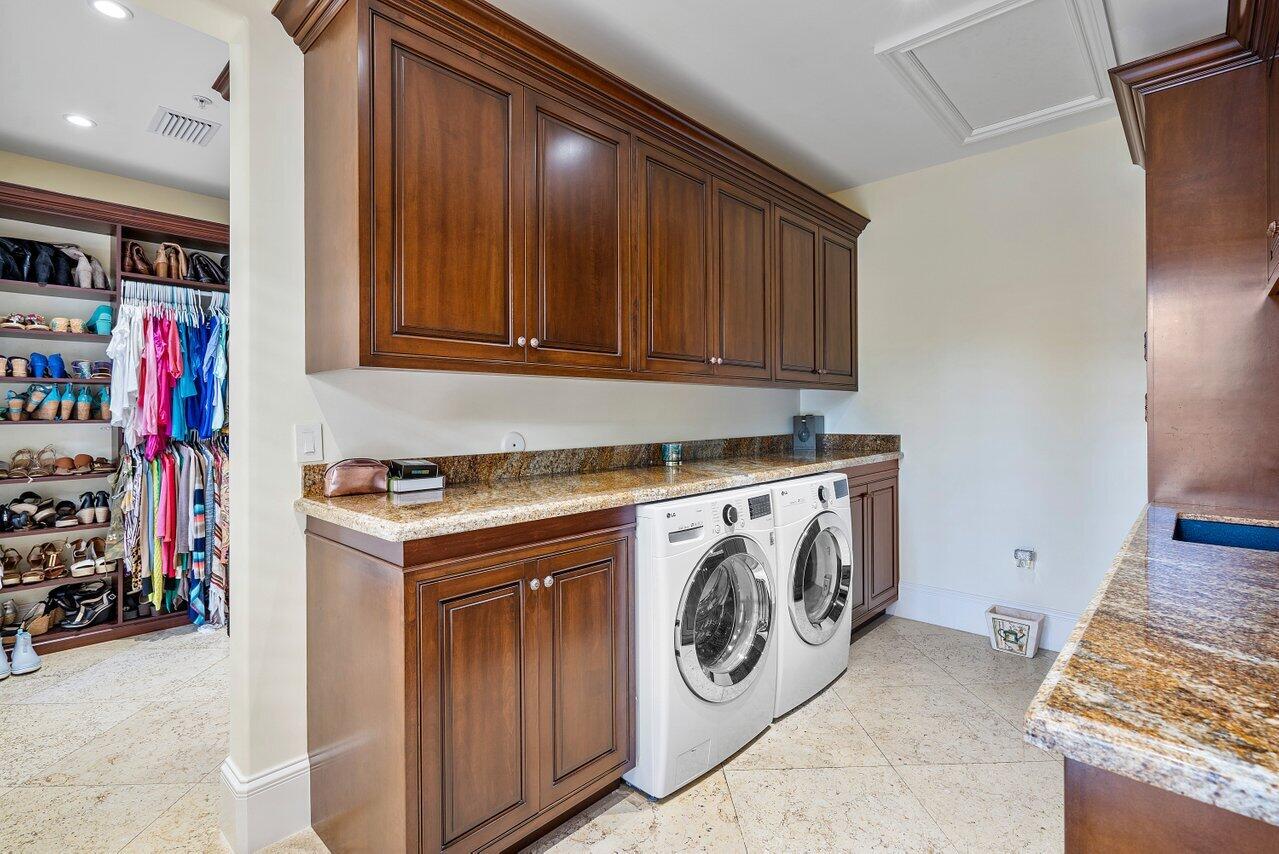 PALM BEACH ISLES 2 - Residential