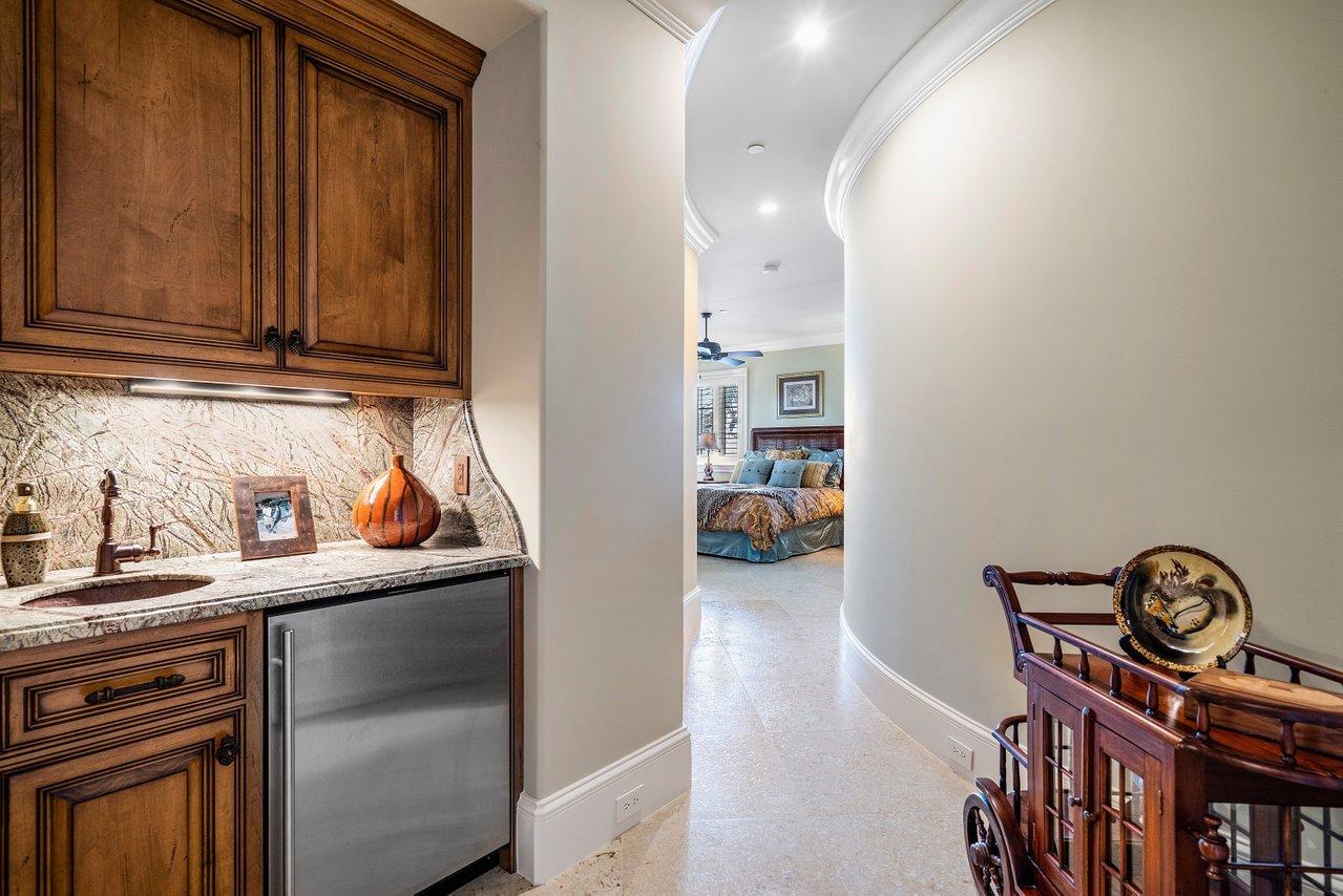 PALM BEACH ISLES 2 - Residential