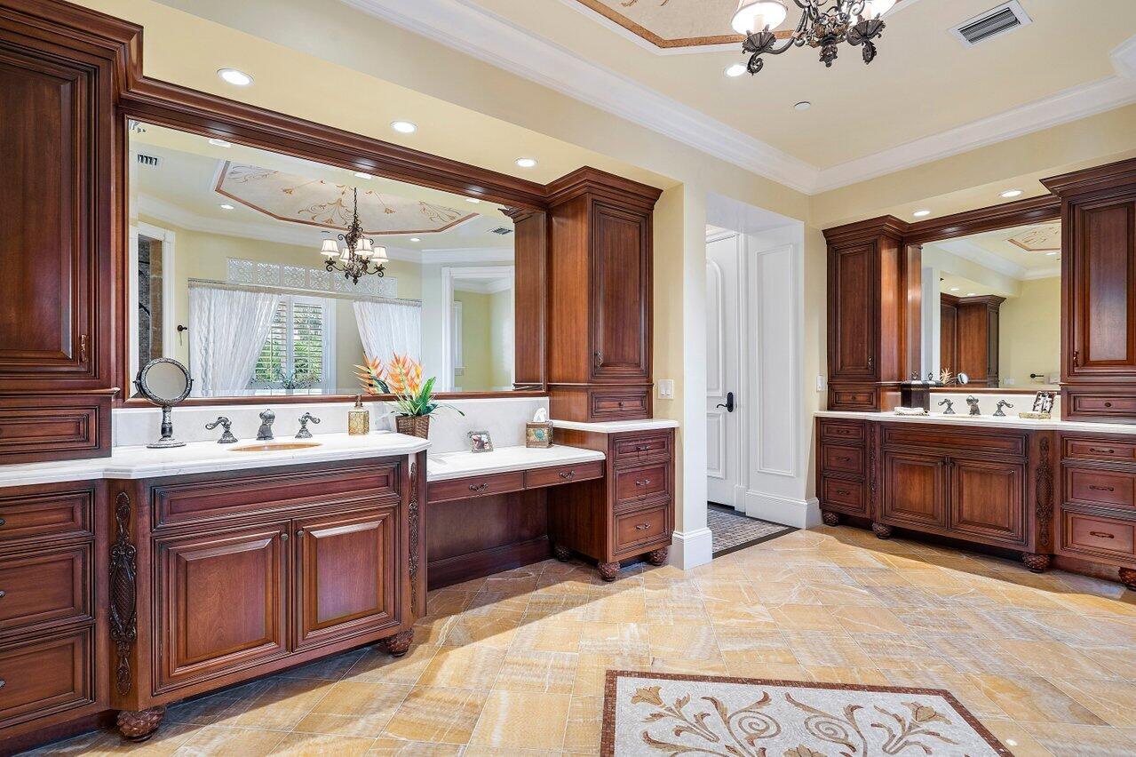 PALM BEACH ISLES 2 - Residential