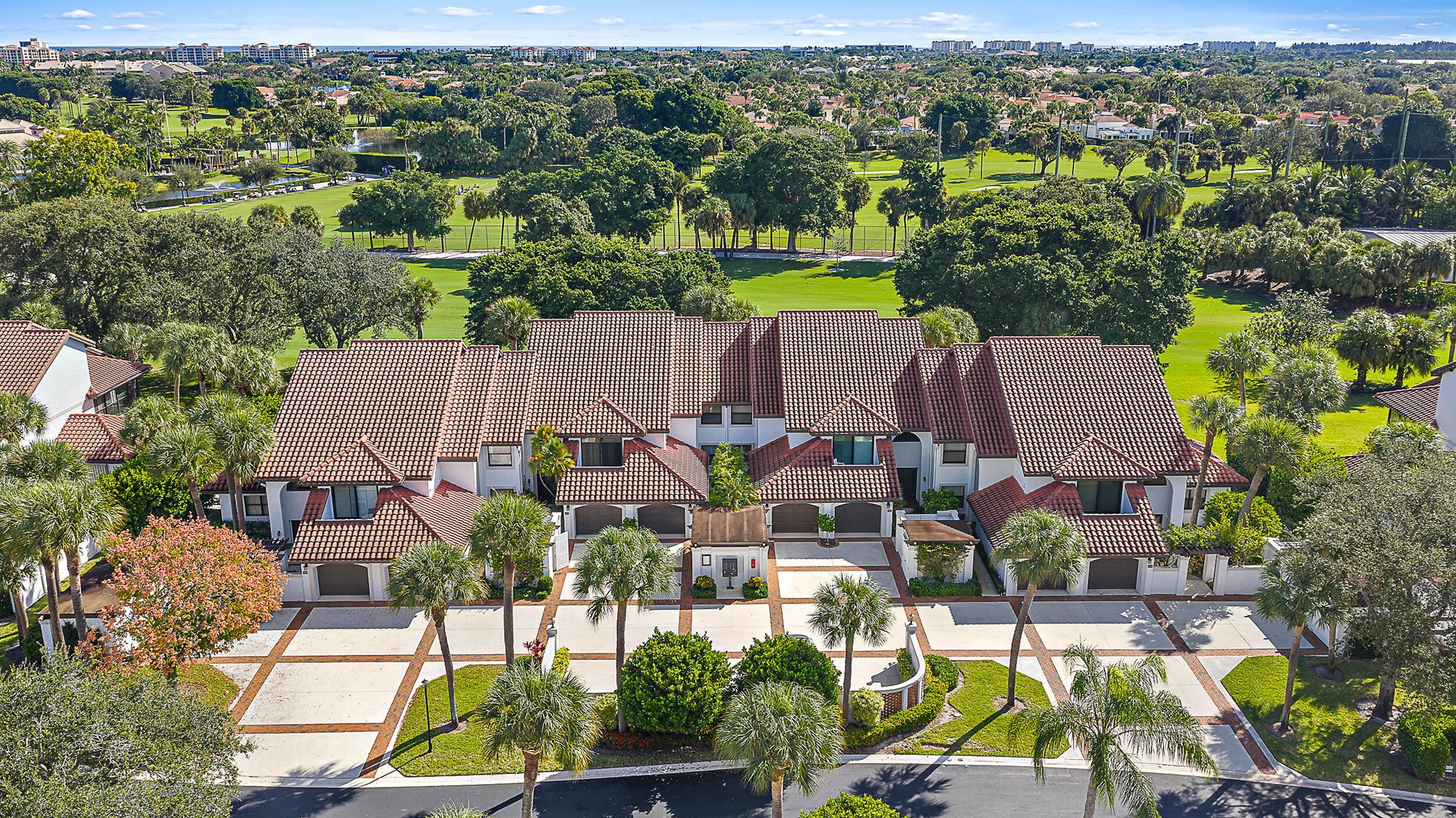 Jonathans Landing - Trade - Residential