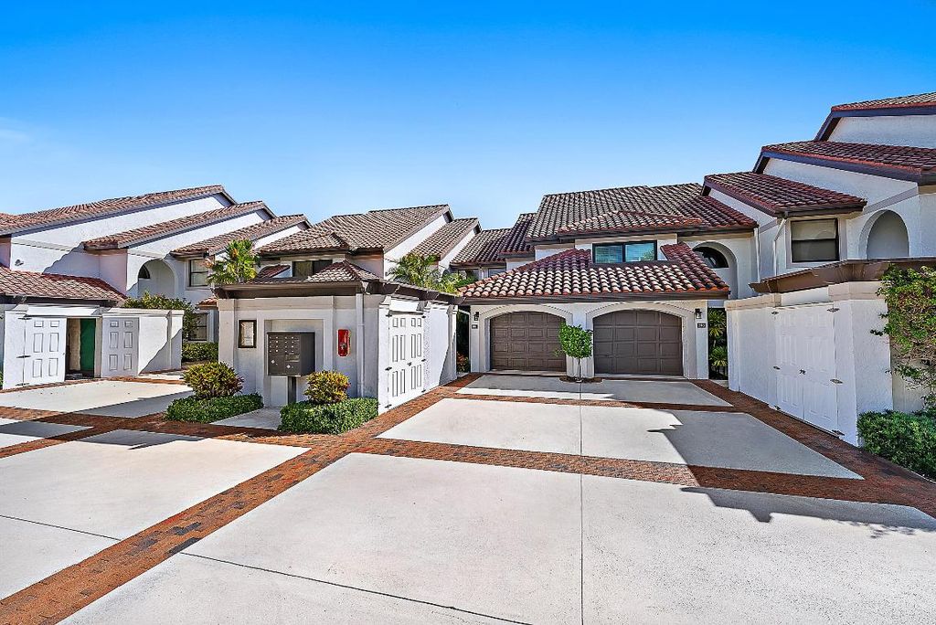 Photo of 16648 Traders Crossing N #106, Jupiter, FL 33477 (MLS # R11134986)