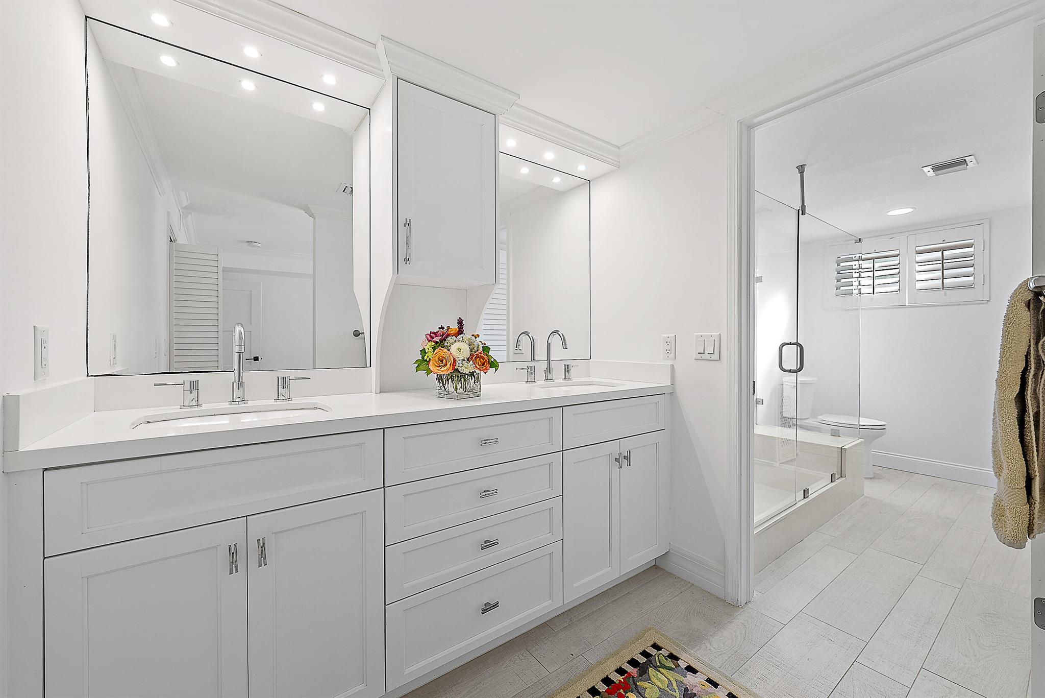 Jonathans Landing - Trade - Residential